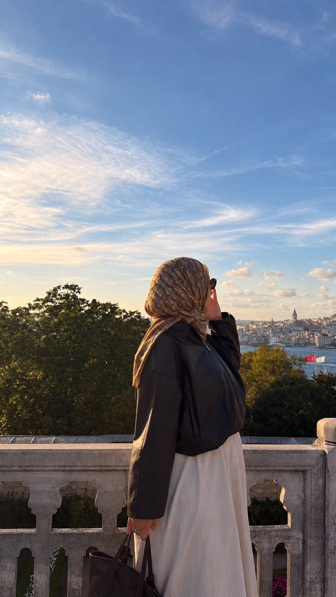 Emineorc_'s tweet photo. En İstanbul fotoğrafım✨🧚🏻‍♂️ https://t.co/Ctwr8438gX