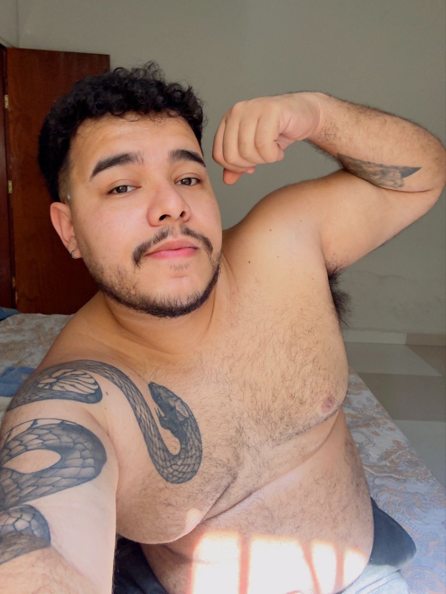 launzinho's tweet photo. to treinadinho hj https://t.co/EvXznNmFHl