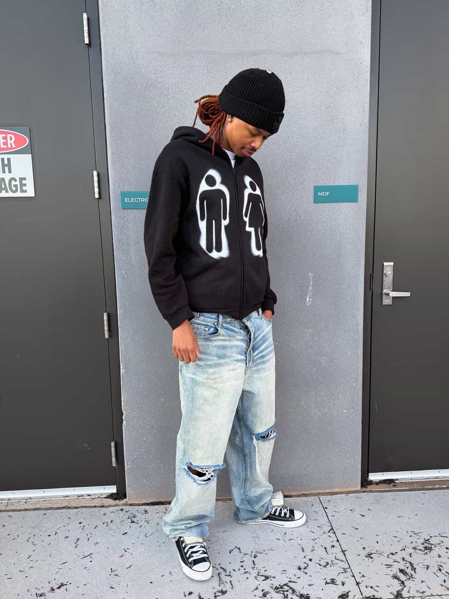 icymembers's tweet photo. dead fresh in @wearicy #wearicy #fitpic #ootd #streetwear #clothingbrand https://t.co/TMpqqTvYfS
