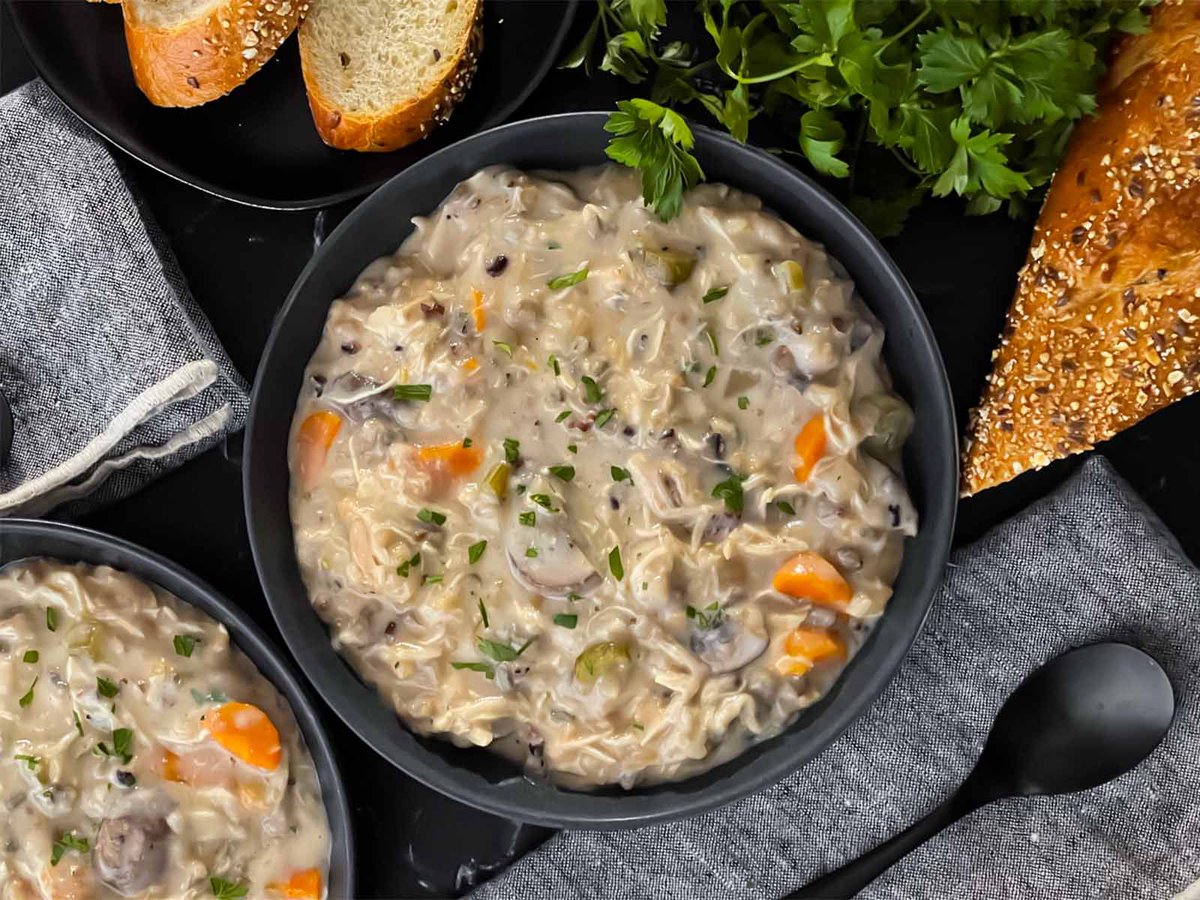 go_dstr's tweet photo. Fall's here. Make soup.
Chicken. Wild rice. Carrots. Celery. Mushrooms. Creamy homemade broth.
No canned soup required.
https://t.co/v9iqvLwu6c
#recipes #chickensoup #wildrice #slowcooker #soupseason https://t.co/IBwAV5NOC9