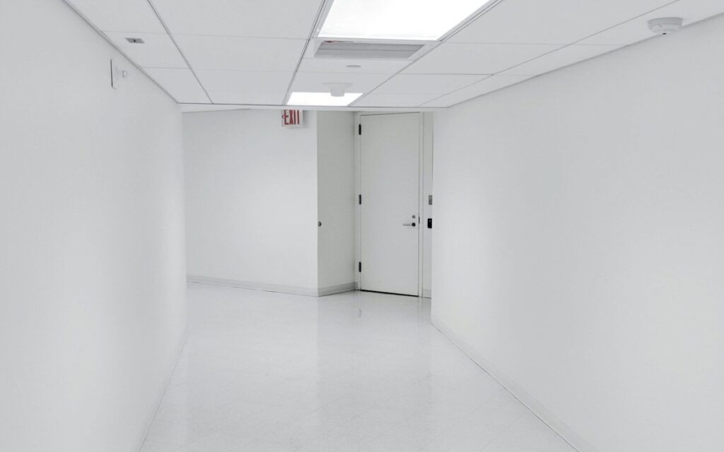 LifeScienceDN's tweet photo. Demo day and a night shift in the ED are different stress tests for clinical AI. A model can be right enough to look finished while the human loop goes unfinished, argues @HarveyCastroMd.  https://t.co/y98oV3hcGX #ClinicalAI #EmergencyMedicine https://t.co/ut14rA3izj