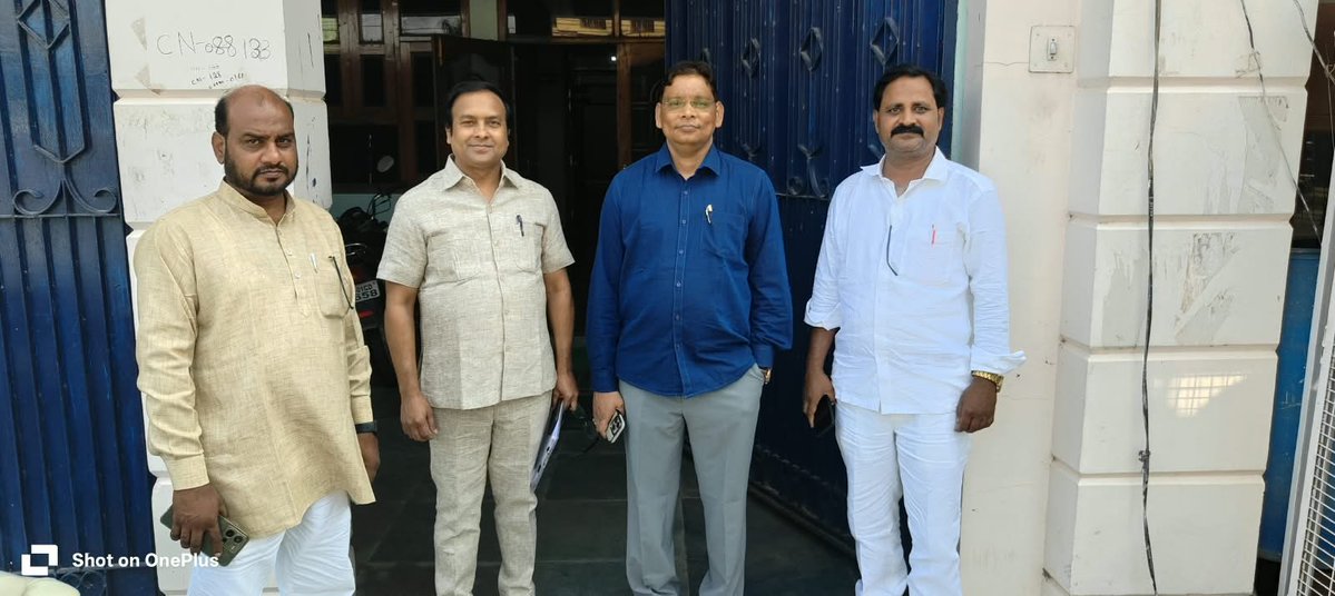 MedhankarJi's tweet photo. BSP Jharkhand State office Meeting, Samlong, Lower Chutiya, Ranchi. https://t.co/g5UFTxKGBC