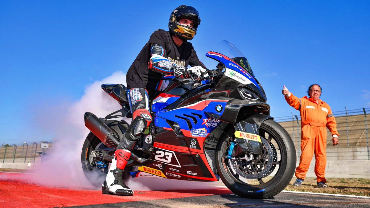 Swinxy's tweet photo. Chris Ponsson es campeón del FSBK 2026
https://t.co/aEiYnoXbqd
#NoTodoMotoGP
#FSBK https://t.co/XiG66oAwCr