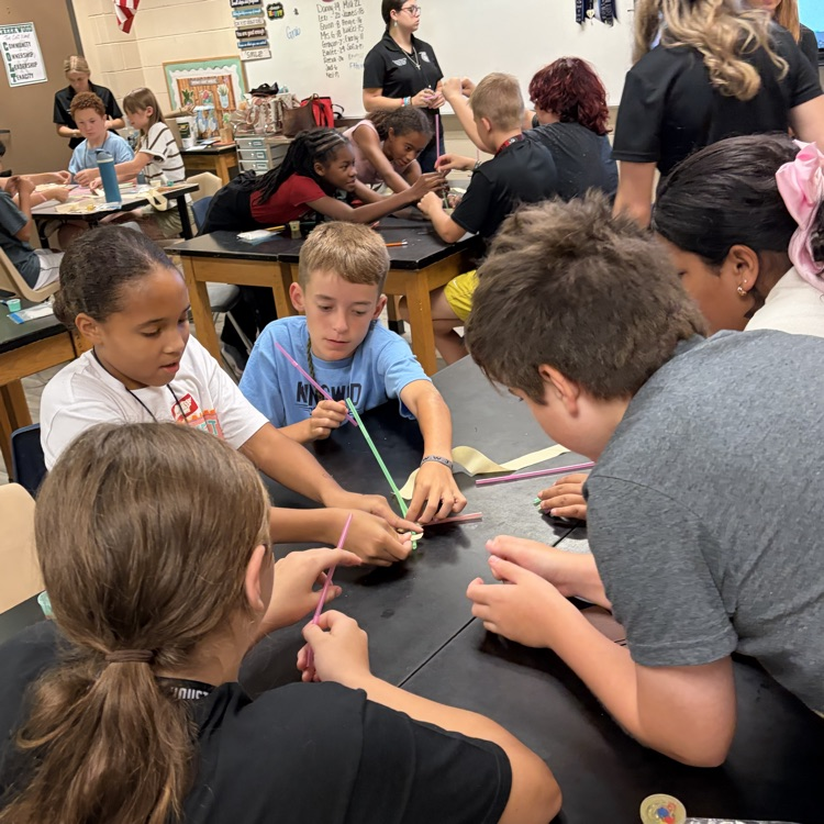 HumbleISD_CMS's tweet photo. 🌱🐄 Yesterday, K-Park FFA brought hands-on fun to Creekwood! Our Colts made butter, sprouted seeds, built sky-high towers &amp; created slime representing the different components of FFA. A fun day exploring all FFA has to offer! 💚 #TheColtWay https://t.co/AGj1wy7IiW