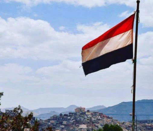 fayez_malki's tweet photo. دائماً "الشرعيات" تنتصر.. 
الراية الأبقى للدولة، وليس للميليشيات.
هذا وعدٌ من الله: «إِنَّ اللَّهَ لَا يُصْلِحُ عَمَلَ الْمُفْسِدِينَ».

#السودان #اليمن.. 
الفرج اقترب. 🇸🇩🇾🇪❤️ https://t.co/3ocgn3Pi9q