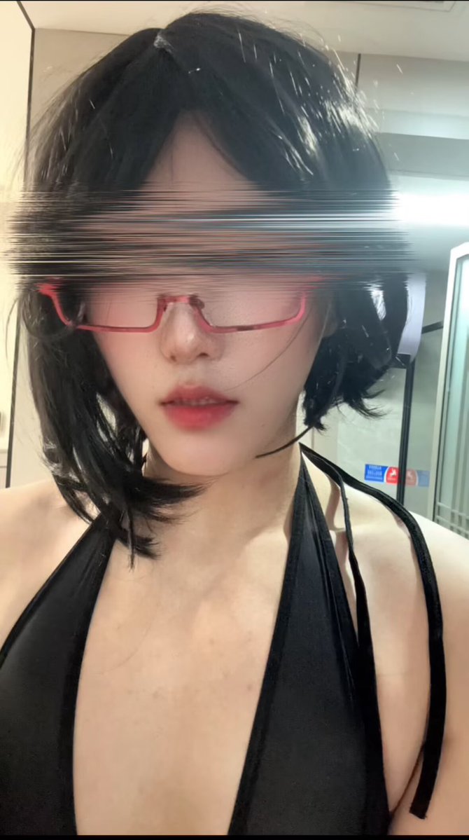 bobob1b1's tweet photo. 喜欢我么 https://t.co/DFdIQg7PQ0