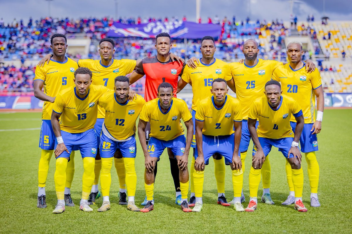FERWAFA's tweet photo. HALF-TIME PICTORIAL

🇨🇻 Cape Verde 1–1 Rwanda 🇷🇼

All square at the break. The fight continues.

#TuriAmavubi💪🏿

🇷🇼🇷🇼🇷🇼🇷🇼 https://t.co/z4g2L59enU