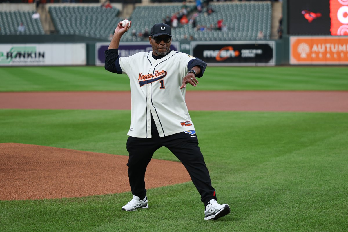 MorganStateU's tweet photo. Three-time Olympian and Morgan State University Wrestling Head Coach Kenny Monday took the mound at Oriole Park at Camden Yards and threw out the ceremonial first pitch during Morgan Night at the Yard last week.

A wrestling legend, Olympic gold medalist, and trailblazer for the sport, Coach Monday brought some Morgan pride to the ballpark as the Bears celebrated another memorable night at Camden Yards.

#MorganState #GoBears #GoOs