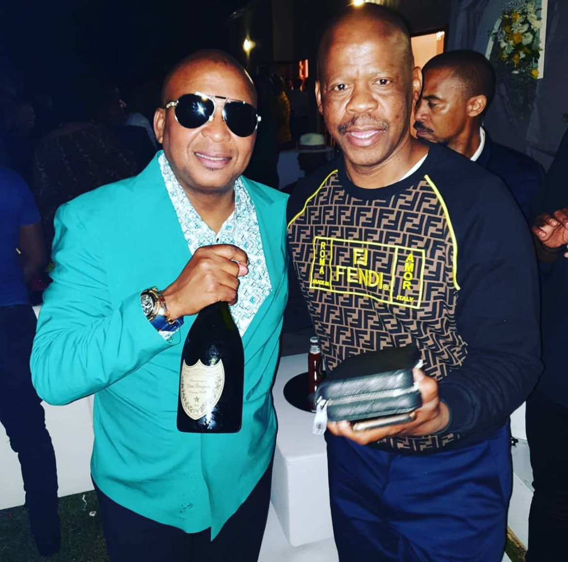 ZizinjaAbelungu's tweet photo. It must be nice being someone like Kenny Kunene, there is no noise when he is seen associating with people and so called “criminals.”

This is the same person who was at KT Molefe house when he was being arrested. 

To date there hasn't been any loud noise. We see this double standard.