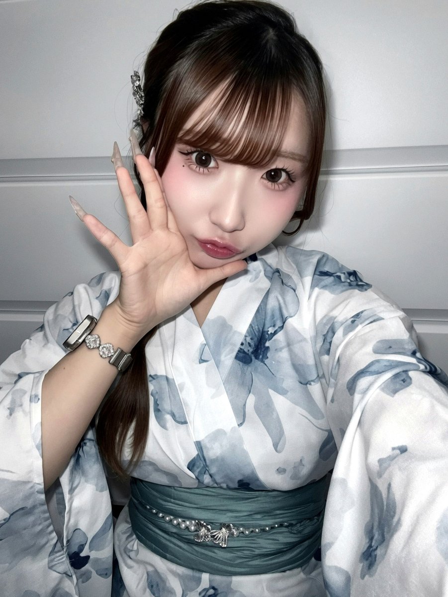 valeradaelli's tweet photo. コジロウが先か
タキシード仮面が先か覚えてないんだよなぁ…大事だよ
生まれて初めての推しが誰かって！！
推し
なんか
全部
推しといっていいのか
わからん https://t.co/uSc4EwFmKr