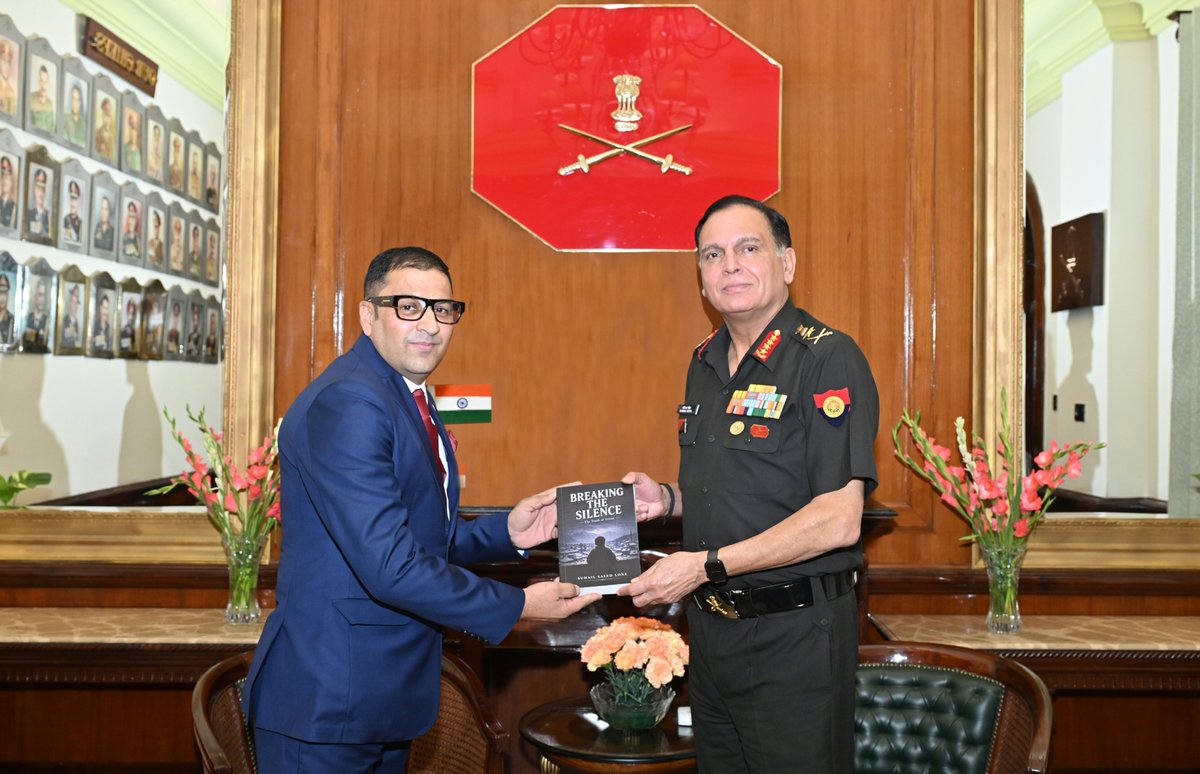 adgpi's tweet photo. Suhail Saeed Lone, an author and filmmaker, presented ‘Breaking the Silence-The Truth of Terror ’-a personal reflection on terrorism, its human cost and the enduring pursuit of peace in Jammu & Kashmir.

Colonel Lakshyajeet Singh Chauhan (Retd) presented ‘Wings of Astra: Designing the Future of Indigenous Drone’ - a practitioner’s perspective on building sovereign and operationally relevant indigenous drone capabilities.

Mr Surjeet Thakur, Headmaster of Government High School, Kangra, Himachal Pradesh and a national-level sketch artist, presented a handmade sketch to the #COAS.

The #COAS appreciated these literary and creative pursuits and highlighted their role in fostering a culture of learning and professional excellence. (2/2)

#JAIseVIJAY
@DefenceMinIndia
@EduMinOfIndia
@DIAV20