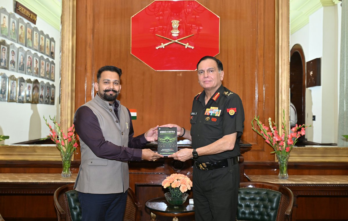 adgpi's tweet photo. Suhail Saeed Lone, an author and filmmaker, presented ‘Breaking the Silence-The Truth of Terror ’-a personal reflection on terrorism, its human cost and the enduring pursuit of peace in Jammu & Kashmir.

Colonel Lakshyajeet Singh Chauhan (Retd) presented ‘Wings of Astra: Designing the Future of Indigenous Drone’ - a practitioner’s perspective on building sovereign and operationally relevant indigenous drone capabilities.

Mr Surjeet Thakur, Headmaster of Government High School, Kangra, Himachal Pradesh and a national-level sketch artist, presented a handmade sketch to the #COAS.

The #COAS appreciated these literary and creative pursuits and highlighted their role in fostering a culture of learning and professional excellence. (2/2)

#JAIseVIJAY
@DefenceMinIndia
@EduMinOfIndia
@DIAV20
