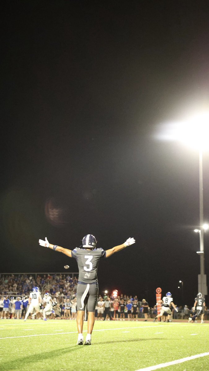 mikaiwilliams_3's tweet photo. Mid season stats📝
552 Yards (1st in MO)🏃🏾
26 Rec
5 TDs
21.2 YPC
110.4 YPG
Time to keep stacking‼️
Hudl: https://t.co/BTJwfCGZY6
@CoachALierman @OJsimpso32 @RecruitLNEagles @AllenTrieu @JPRockMO @CoachPoe1914 @CoachMalone816 @The_RyanWallace @PreWarWesley @WOWKCfootball https://t.co/q3DwXyFhYo