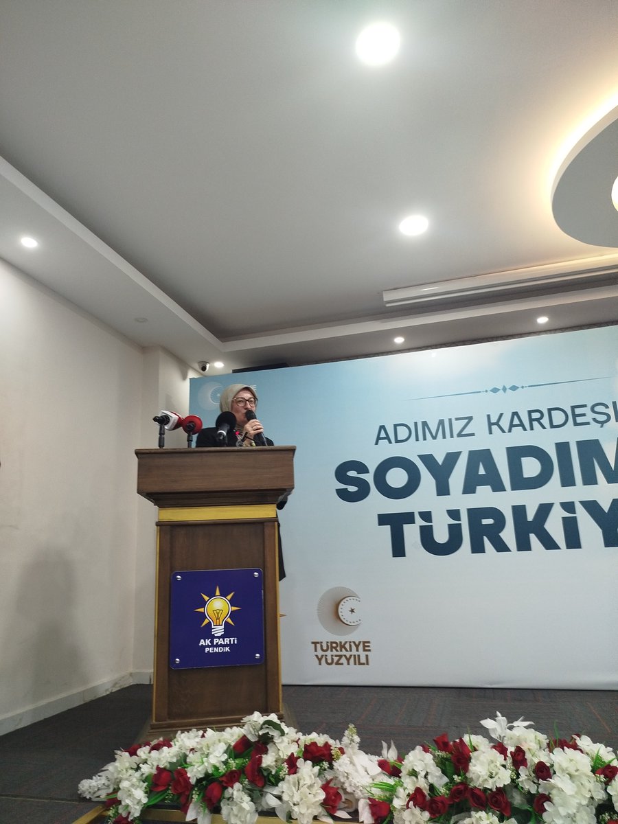 Zahidefindk's tweet photo. Türkiye Yüzyılı Buluşmaları İstanbul https://t.co/C9e020oci8
