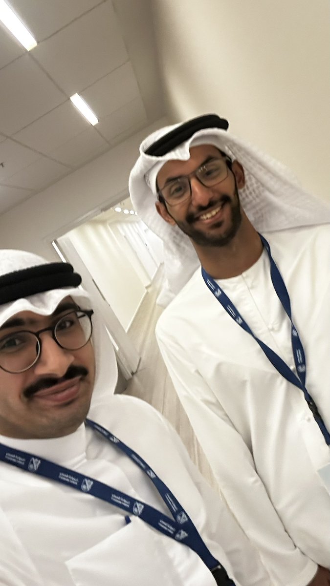 Alhaddad_313's tweet photo. شكراً @kuniv_sa ممثلة بالدكتورة نوال الكندري رئيس مكتب المناظرات على تنظيمها الجبار لبطولة المناظرات بنسختها ال 12 والتي انتهت بفوز فريق العلوم الادارية

سُعدت جداً بالمشاركة بصحبة زملائي وبالأخص الأخ الفاضل مبارك الرشيدي ، وحظينا بوقت اكثر من رائع. https://t.co/CUQ3xLOlUP