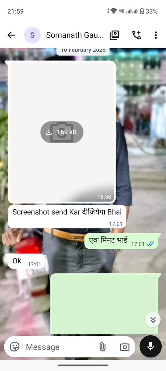 HiteshKannauji9's tweet photo. यह व्यक्ति मेरे से 10 हजार रुपये लिया 5 सो हजार कर के अब देने को बोला रहा हु तो नम्बर ब्लॉक कर दे रहा है यह गोरखपुर के कुशीनगर का है इसका पूरा पता जिस भाई को पता हो कृपया बताने का कष्ट करे और @gorakhpurpolice पुलिस इस पहचान करने का कष्ट करें और मेरा पैसा दिलाने का कष्ट करें https://t.co/CUOoBhcgYb