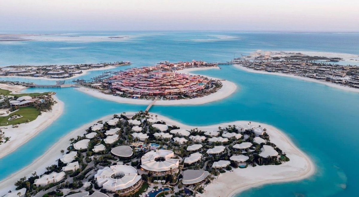 first_1ine's tweet photo. 🌅 جراند حياة - جزيرة شورى🏝️🇸🇦.

التصميم                                                      الواقع https://t.co/PX7whkBoer