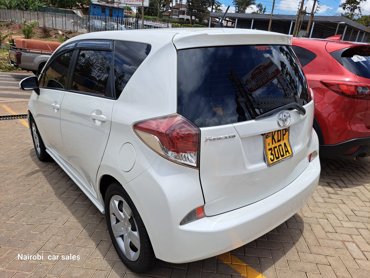 MackenzieAlesk's tweet photo. Toyota  ractis  // 2016 model // 1500cc  

Multifunctional steering  // Keyless ignition  // Winker side mirrors  // neat dark interior  // accident free  // buy and drive car 

Asking Price  1,280,000ksh negotiable upon viewing 
Trade-in accepted  
Contact Alex 0704-342252 

#toyota #toyotaractis #nairobicarsale #carsonsalekenya