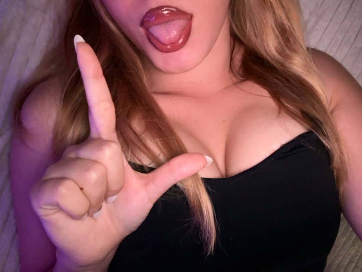 all4effy's tweet photo. u should be ashamed, I want more https://t.co/hDJRYpNer1
