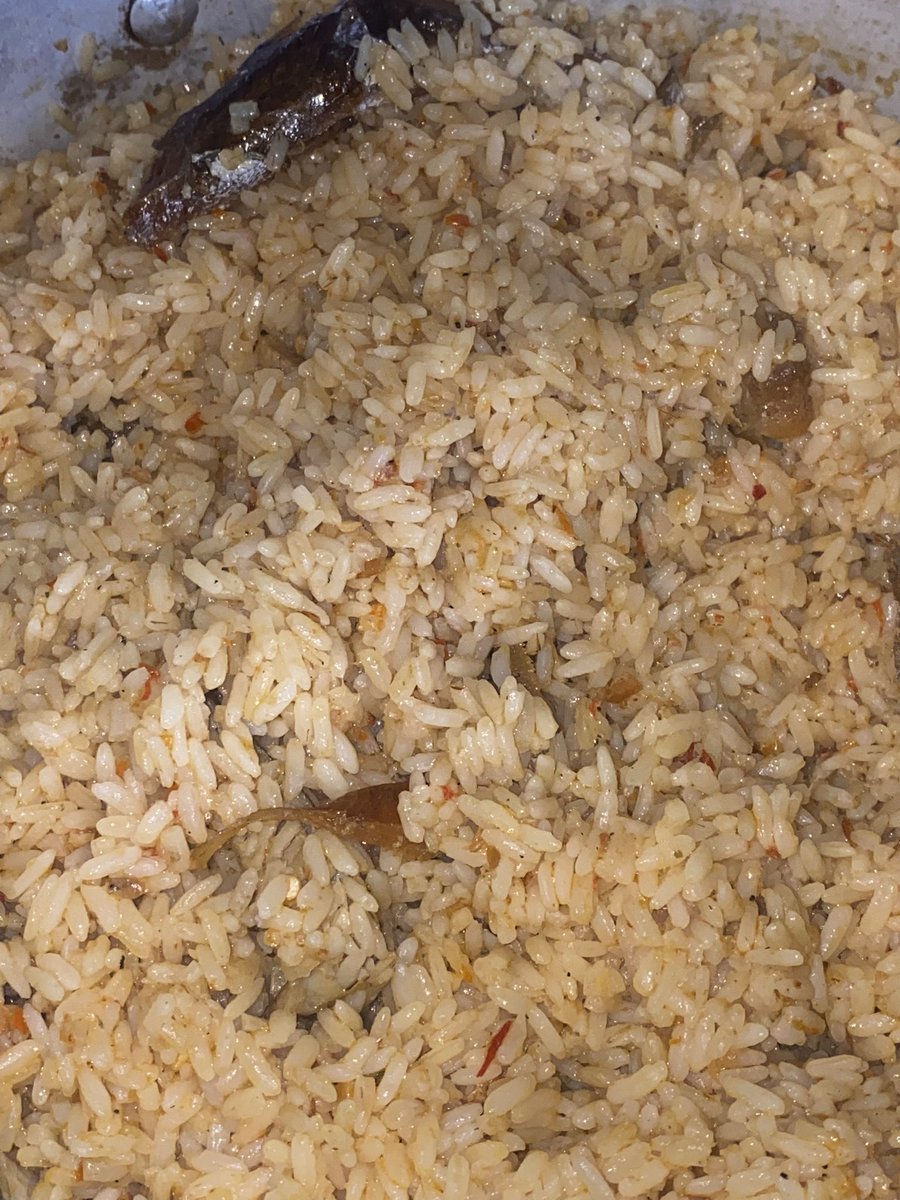 faitheniola93's tweet photo. Sapa rice but he Dey  sweet sha https://t.co/qKDciKhHLf