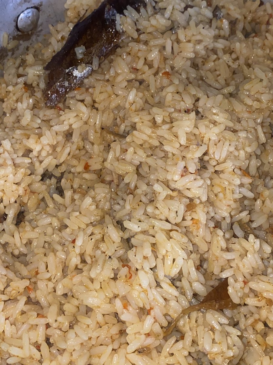 faitheniola93's tweet photo. Sapa rice but he Dey  sweet sha https://t.co/qKDciKhHLf