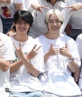 mamohyung's tweet photo. น้องยิ้มหวานกับพี่ยิ้มหวาน 😌😁 https://t.co/AMkXwc9vWv