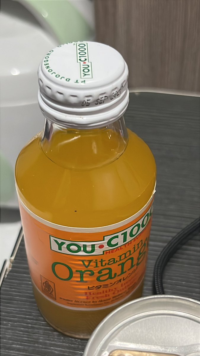 apocamiaw tweet picture