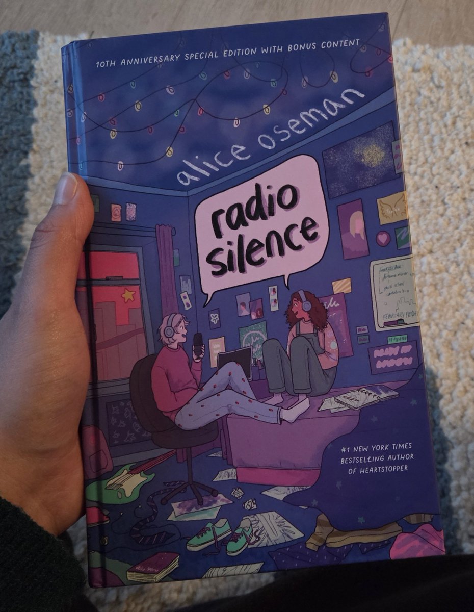 leointhestars_'s tweet photo. i have acquired a very treasured possession 🥹 https://t.co/y7M0OhThbG