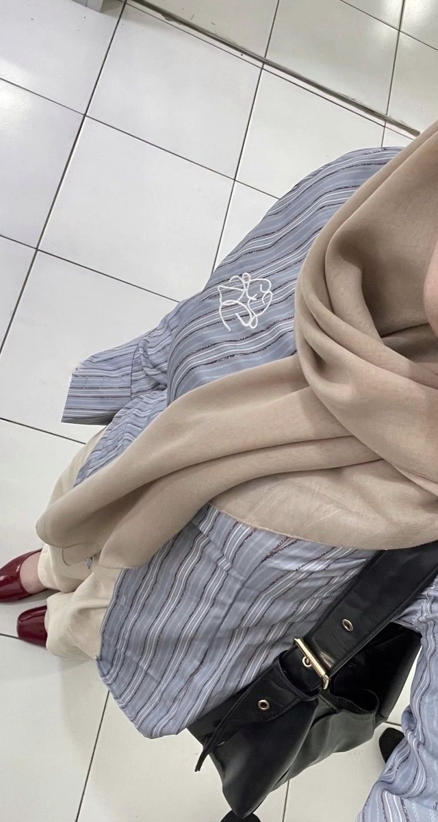 manismaduvz's tweet photo. cowo² kalo diajak cewe cuddle+nen aja no hs, kalian mau gaa? https://t.co/vtpW1a19OX