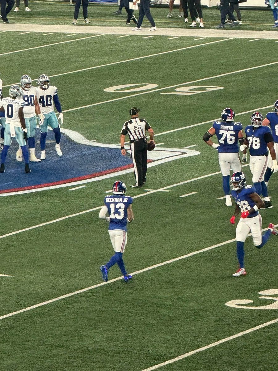 TheBlueZonee's tweet photo. Just want to say thank you to @obj for giving us the excitement again from our younger days 

Was great to see you back in Giants blue and wish you the best moving forward 

#AlwaysAGiant https://t.co/5xN2TtE3S4