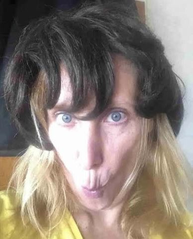 porqetendencias's tweet photo. “BURRA”

Porque Karina Milei tuvo que reescribir tres veces un posteo debido a su dificultad para escribir una simple oración. https://t.co/6wKTEUEmHt