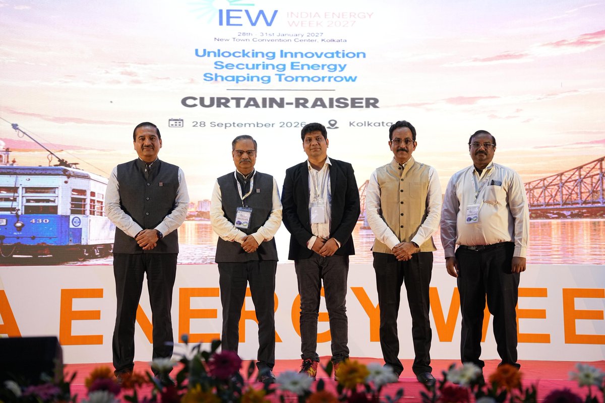 HPCL's tweet photo. Visakhapatnam joined the national Curtain Raiser of India Energy Week (IEW) 2027 through a live webcast from Kolkata, at the Andhra University. 

The audience joined the national proceedings live from Kolkata, witnessing the Curtain Raiser addressed by the Hon’ble Minister of Petroleum & Natural Gas and the Hon’ble Chief Minister of West Bengal, alongside other distinguished dignitaries. The programme also featured addresses by HPCL’s senior leadership and an introduction to MC²+ IGNITE, providing students with an opportunity to connect classroom learning with real-world developments in energy, technology, entrepreneurship and innovation.

The event brought together Director – Refineries, Shri S Bharathan, along with Chairman, CII, Shri G Krishna Mohan, distinguished guests, start-ups and students, creating an engaging interface between academia, industry and the energy ecosystem.

A meaningful step towards connecting young talent with the ideas, people and innovations shaping India’s energy future.

@HardeepSPuri @PetroleumMin @TheSureshGopi @Secretary_MoPNG @neerajmittalias

#IndiaEnergyWeek2027 #IEW2027 #HPCL #EnergyTransition #EnergyInnovation #MC2Ignite #AcademiaIndustryConnect #EnergyFuture #OneHPCL #DeliveringHappiness