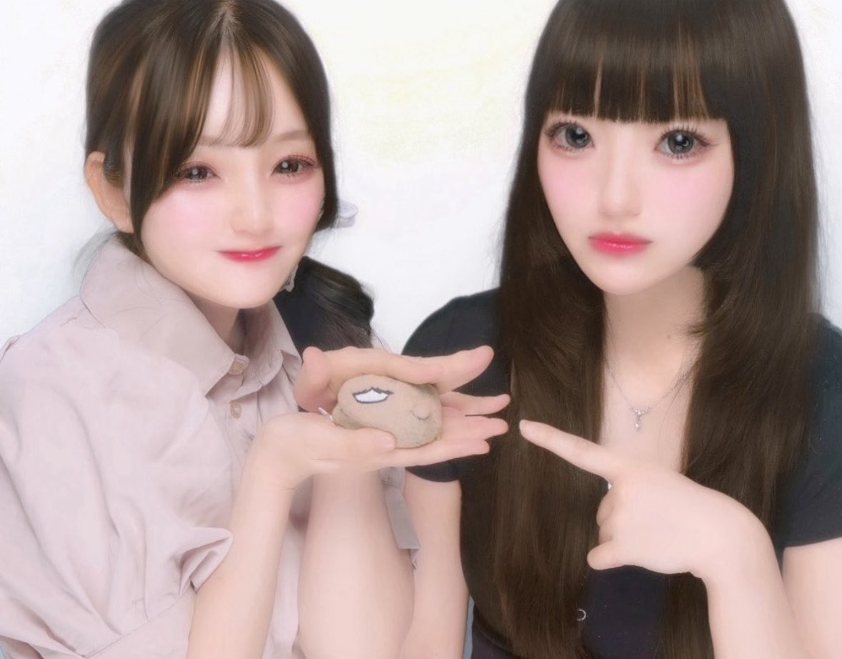 miyabiioden's tweet photo. バタついてて投稿できてなかった>_<💦
いっぱいぴよこと思い出つくれて幸せだよ🫶❤︎ こんな気合うと思った子と出会ったの今までないし、ウチら一生仲子なので末永くよろしくね✨🌟✨ https://t.co/G3TjtlPybH