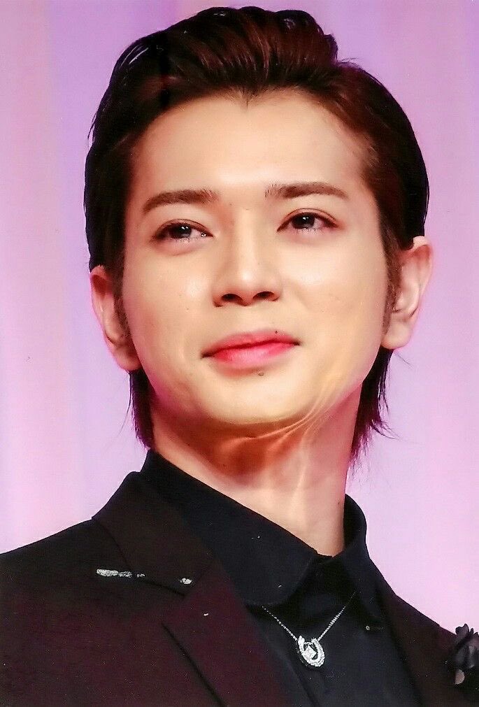 z9_yb_'s tweet photo. 天上天下唯我独尊の松本潤様が顔で万バズしていて歯茎、、無限に顔が良い✨️ https://t.co/dHGjKfJlQk