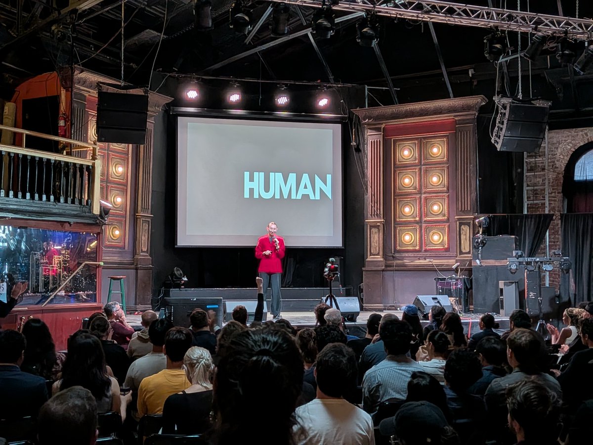 ThatMrE's tweet photo. Excited to announce the launch of @hausfund, a global biotech residential accelerator program.

We've been working hard, helping over 120+ companies scale their companies in a robust community with access to lab space, housing and customers to fix planetary + human health. https://t.co/FzosjlhbFz