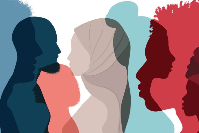 VanComm's tweet photo. This #HispanicHeritageMonth, we’re celebrating the power of local voices. 🎙️ Read our blog, “Hand Over the Mic: 7 Strategies to Amplify Local Voices,” and explore how communicators can listen, create space and elevate community perspectives. 🔗 https://t.co/qQL2M9VVp6 https://t.co/PhcGQgZ1of