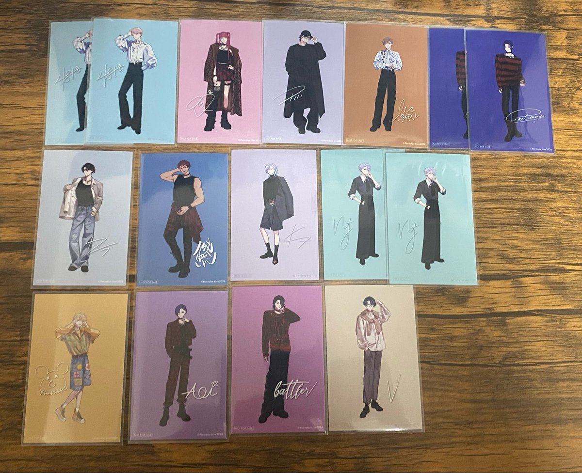 sUiMin499's tweet photo. 【交換】Paradox Live パラライ LOOK BOOK 特典

譲：画像のもの

求：御子柴、斗真、ロクタ、玲央
御子柴を含む方、まとめて交換してくださる方を優先いたします。

郵送での交換
別ポスト含めての交換大歓迎です！

検索からでもお気軽にお声がけください！ https://t.co/G5O70I4726