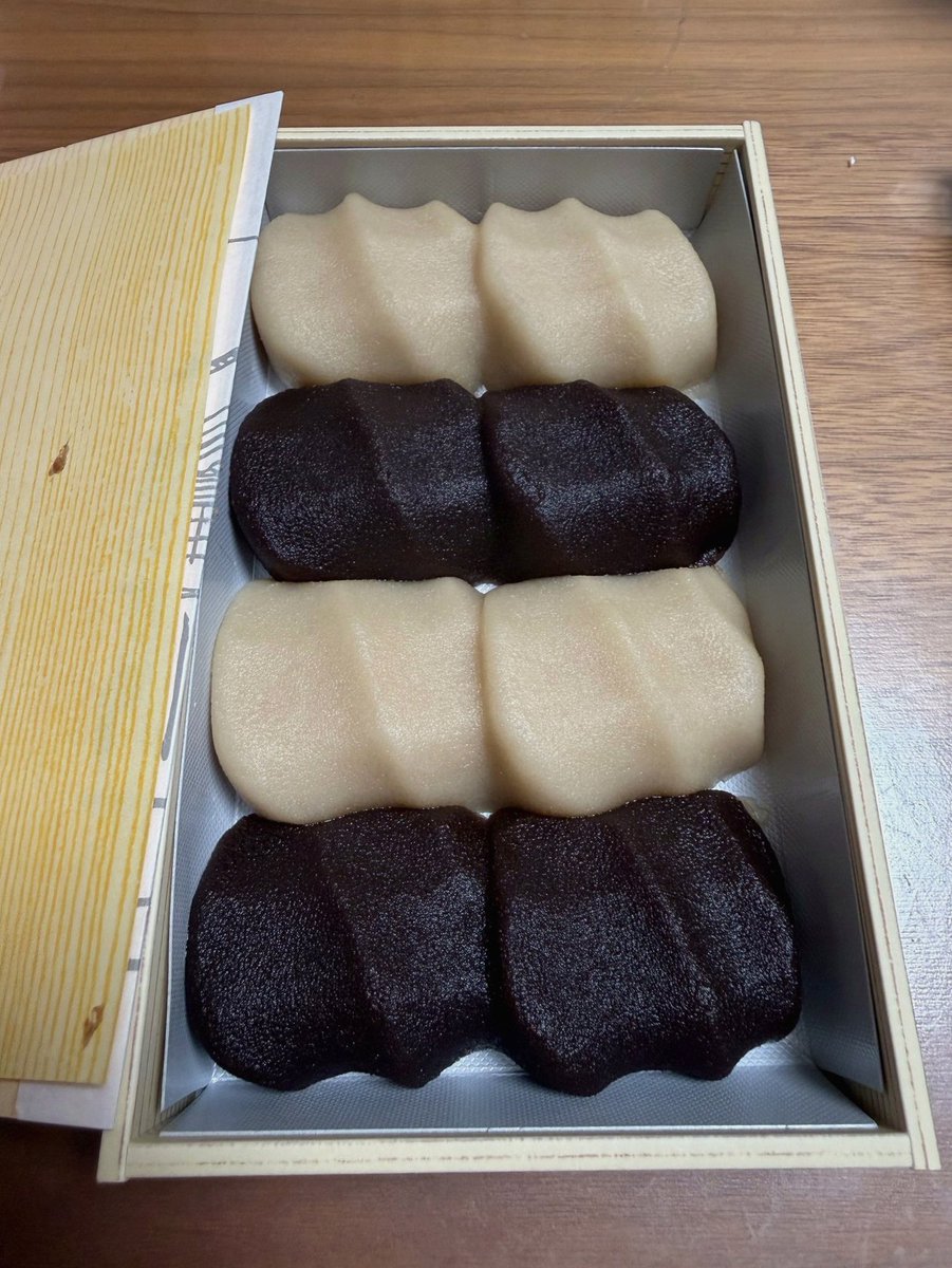 j_gabriel002's tweet photo. プロモーションだけだと時給300円の死神とツナグは同じにおいがする https://t.co/RYZKa6zJxn