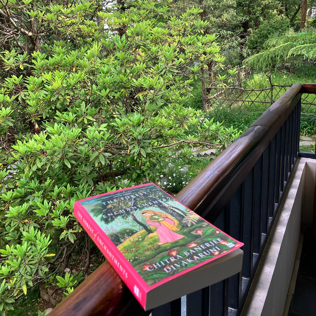 SandiLogindu7's tweet photo. An enchanted forest and a peaceful escape. The Dalai Lama Temple in Himachal offers a chance to reconnect with yourself and nature. https://t.co/ZLGktRREKI