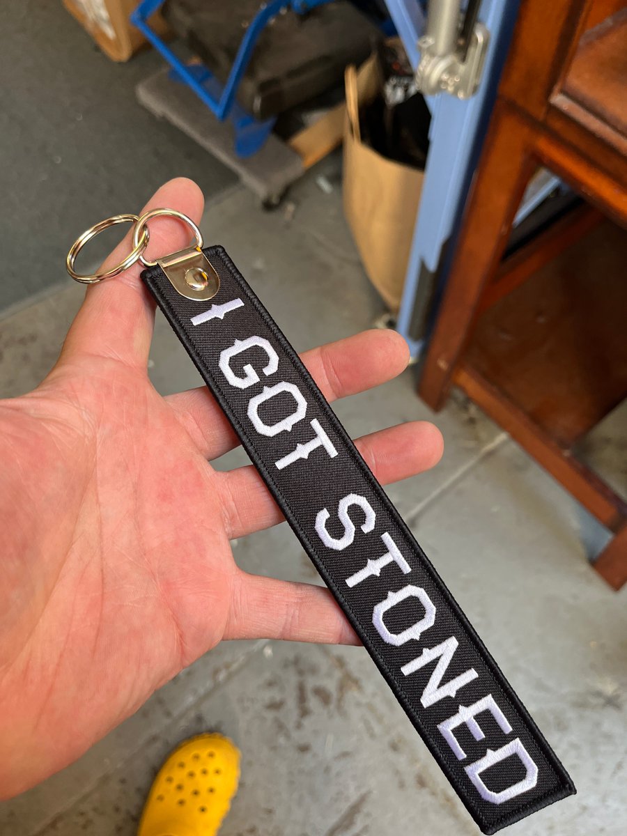 flyingmonki666's tweet photo. Carry Salem everywhere with a finely embroidered keychain—subtle, durable, and quietly tied to place. Let a small detail speak for you. #Keychain #EverydayCarry Tap the link in bio. https://t.co/YccSvhXw4D