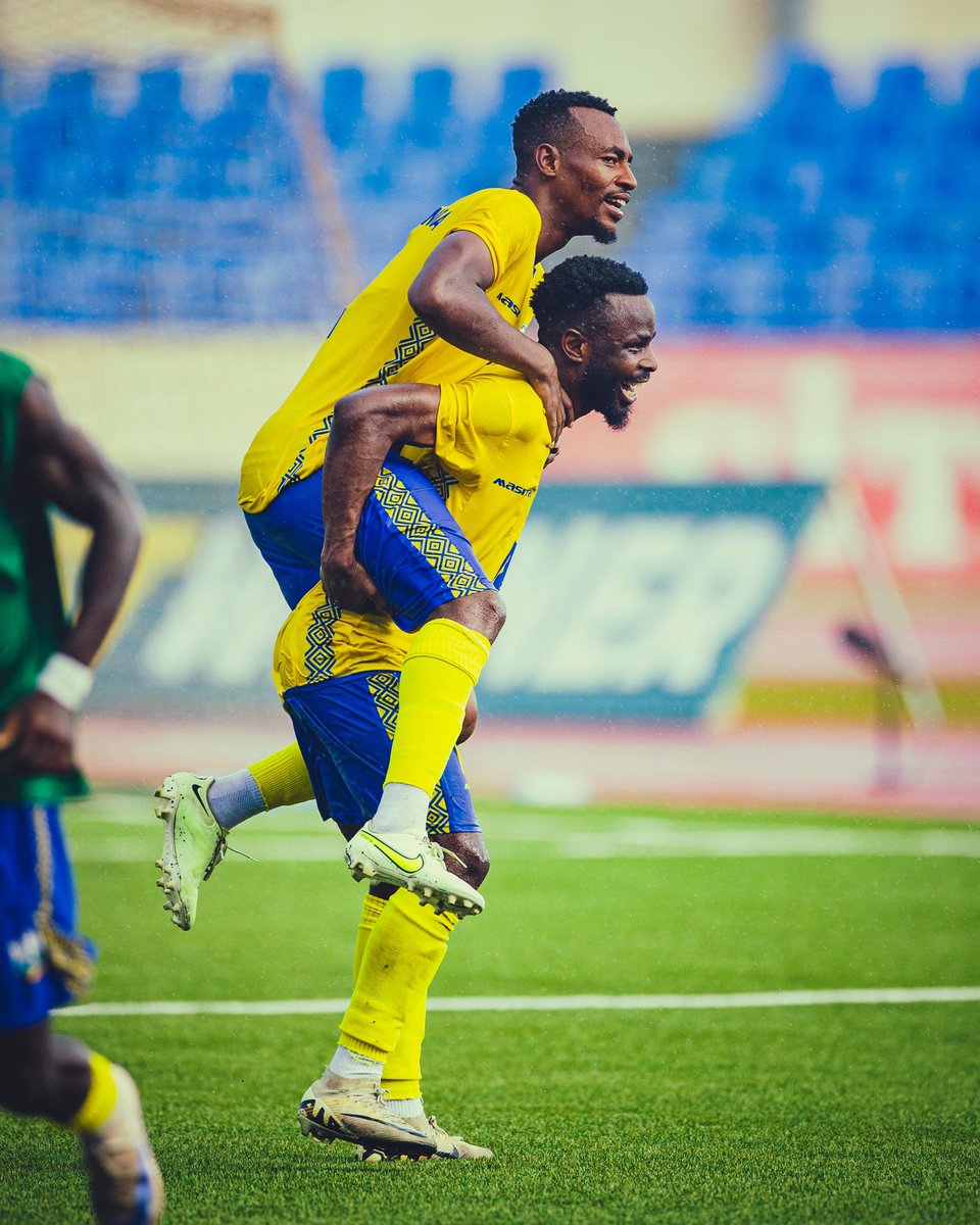 Radiotv10rwanda's tweet photo. 🚨 GOAL! 🇷🇼 Elie Iradukunda puts Rwanda ahead! ⚽🔥

🇨🇻 Cabo Verde 1-2 Rwanda 🇷🇼

#TuriAmavubi #AFCON2027 https://t.co/HNUWG79q9Y