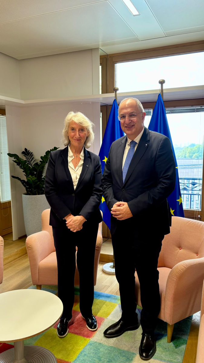 CostasKadis's tweet photo. Good exchanges today in the margins of the #AGRIFISH Council in Brussels with 🇫🇷@CathChabaud, 🇭🇷 @david_vlajcic, 🇮🇹@FrancescoLollo1 and 🇩🇰 Maria Reumert Gjerding.

We focused, among others, on the Multiannual Financial Framework 2028 -2034 for #fisheries, the need for fleet modernisation, the General Fisheries Commission for the Mediterranean (GFCM) priorities, the fishing opportunities under the WestMed and the European Maritime, Fisheries and Aquaculture Fund (EMFAF) amendment proposal.

One main takeaway: 🇪🇺 fisheries need investment, resilience and a level playing field.

We are working for competitive fisheries, thriving coastal communities and a healthy ocean.