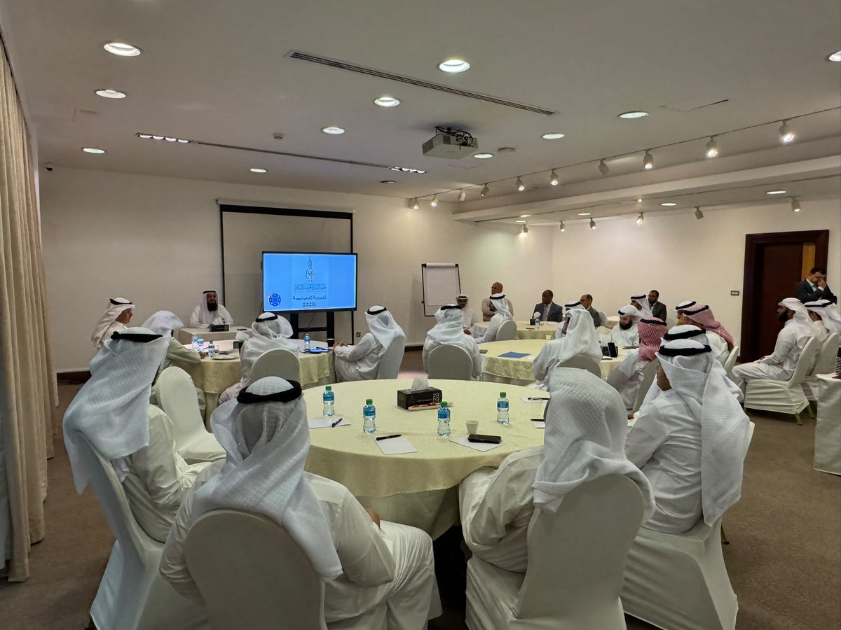 naharkw's tweet photo. «جمعية البيان» للتعريف بالإسلام تعقد جمعيتها العمومية:

• إشهار 2203 مسلماً جديداً.. وجهود #الكويت كبيرة لإيصال رسالة الإسلام إلى دول أميركا اللاتينية

https://t.co/NpJmPXyKhl https://t.co/VqJQZNgDMX