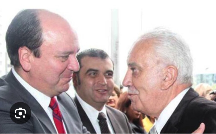 MnicaArosemena1's tweet photo. NO ES POSIBLE QUE ESTAS 3 RATAS CORREISTAS DE CLOACA, QUE SE HICIERON MILLONARIOS A COSTA DE LA JUSTICIA, ESTÉN LIBRES! FORJARON Y ARCHIVARON CASOS POR PLATA!!! AL ENCUENTRO ESTAS RATAS!! https://t.co/eLbhyNDiv3