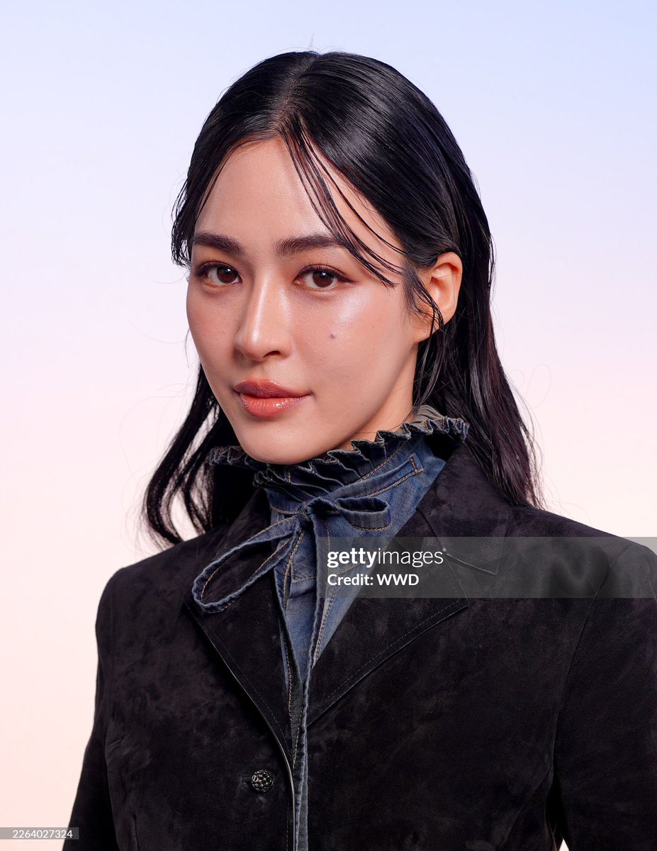 tangtangstp's tweet photo. ดาราไทยที่เจอกล้อง getty แล้วโคสสสสเว่อ https://t.co/VMDEfXQhq7