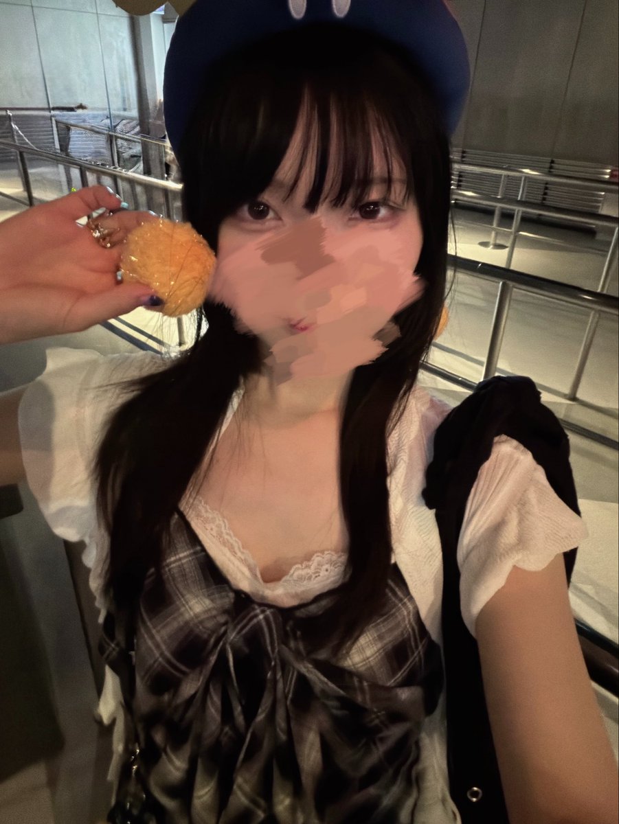lzlsluv3's tweet photo. L 🗼04 大学生
#レズビアンさんと繋がりたい
#セクマイさんと繋がりたい #wlw https://t.co/S7Cf5S2UC0