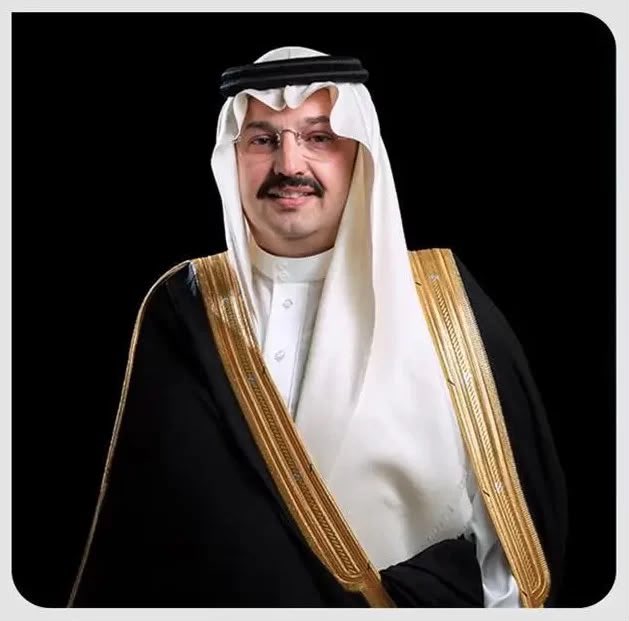 alsafi0's tweet photo. لعسير موعدٌ مع الصعود، وللهمم رجالٌ إذا مضوا بها.. بلغت القمم.

أرفع أسمى التهاني والتبريكات لصاحب السمو الملكي الأمير تركي بن طلال بن عبدالعزيز، بمناسبة تمديد خدمة سموه أميرًا لمنطقة عسير.
ثقةٌ ملكيةٌ تتجدد، ومسيرةٌ جعلت الإنسان غايتها، والتنمية نهجها، والأثر شاهدها.
دمت لعسير قائدًا لمسيرة صعودها.
#صعود_عسير