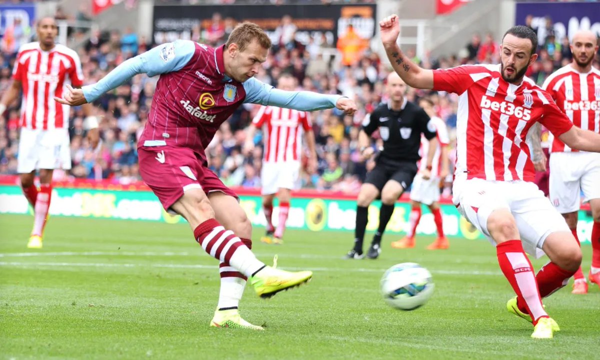 FourFourTwo tweet picture