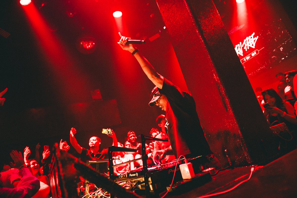 DEEJAYPUFFY's tweet photo. 📍Tokyo, Japan 🇯🇵 https://t.co/CdiGp0RKmt