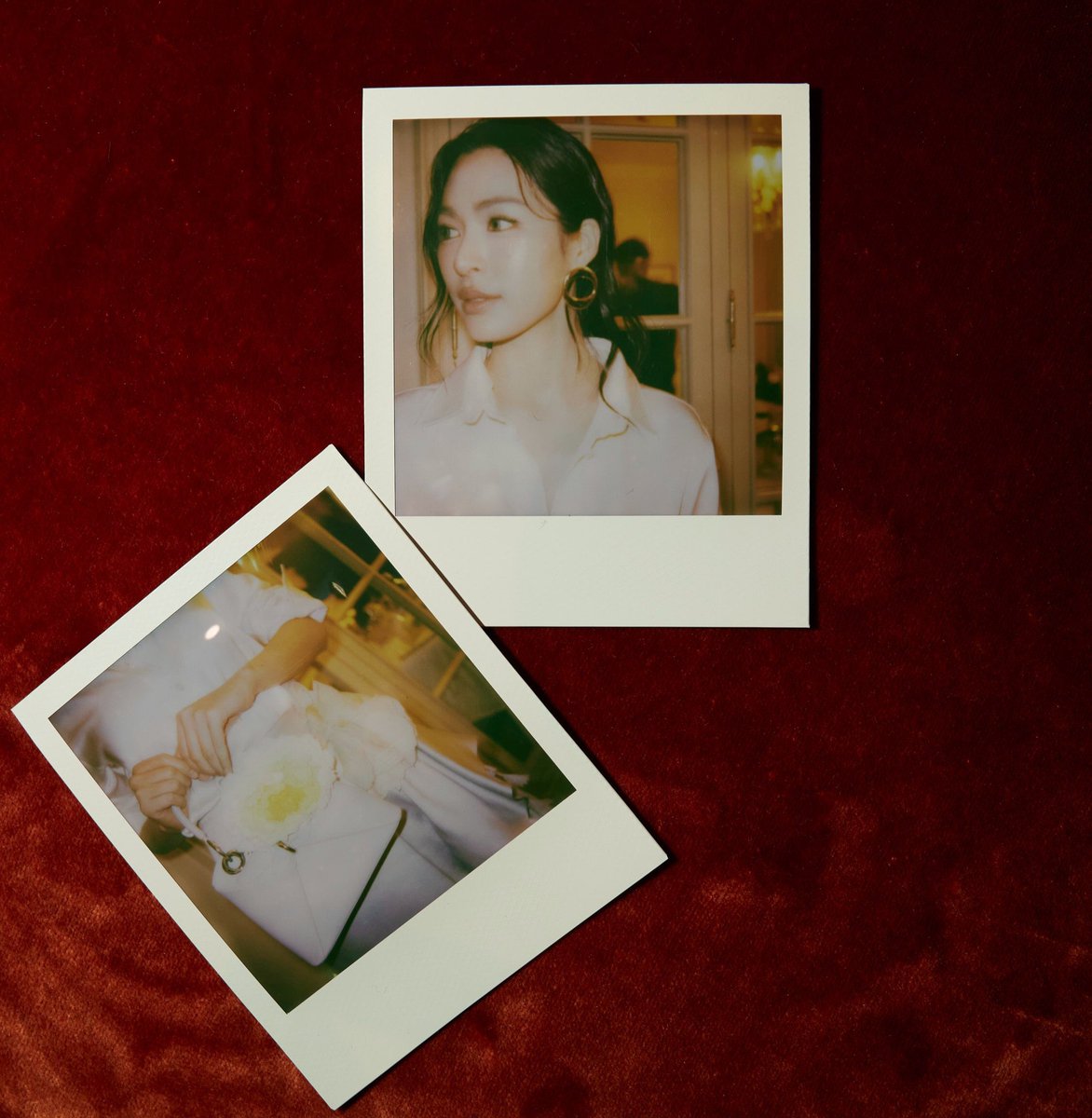 LingOrmMMFC's tweet photo. They really make every moment look beautiful. 🤍

(I want to get these Polaroid photos. 🥹)

LINGORM BA DIOR AT PFW 
#DiorSummer27xLingOrm
#LinglingKwong #OrmKornnaphat 
#LingOrm #Dior #DiorSummer27 #PFW https://t.co/WSnXDC5yrJ